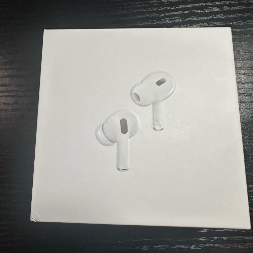 - Apple air pods pro 2 with MagSafe case active noise cancellation